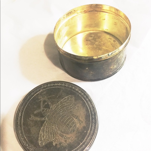 🐝 Sterling Silver Bee Engraved Jewelry Canisters - Picture 3 of 12